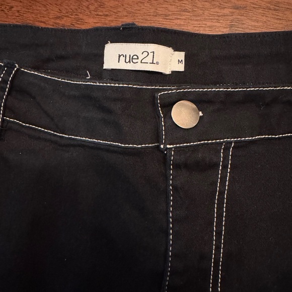 Rue21 Black Cargo Pants with White Stitching - Picture 5 of 6